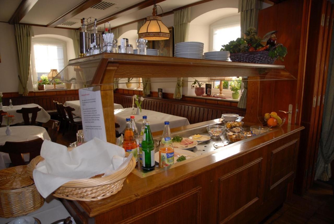 Hotel Garni Grottental Messstetten Екстер'єр фото